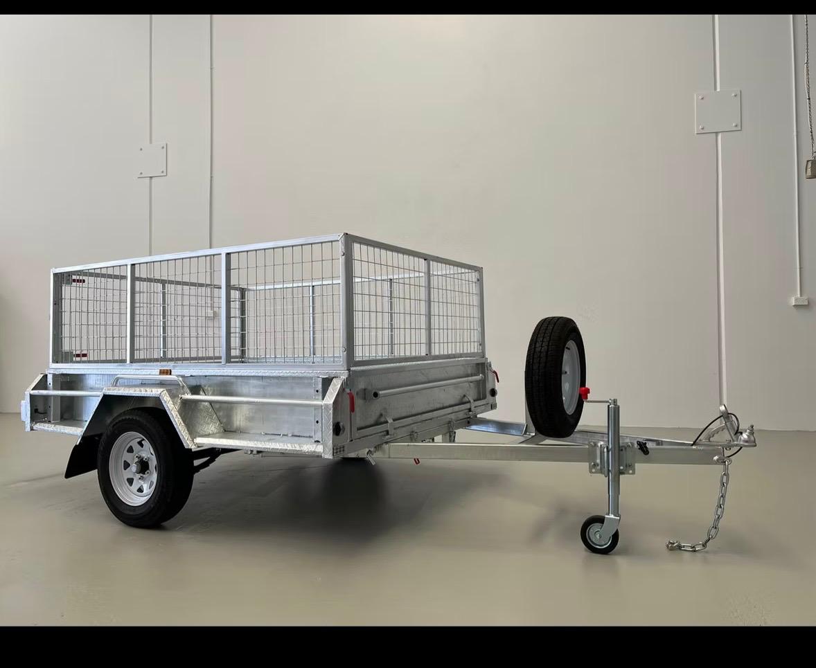 Rhino Trailers - Single Alt